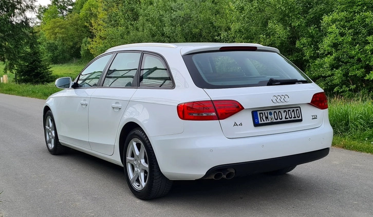 Audi A4 cena 36000 przebieg: 246500, rok produkcji 2011 z Trzciel małe 704